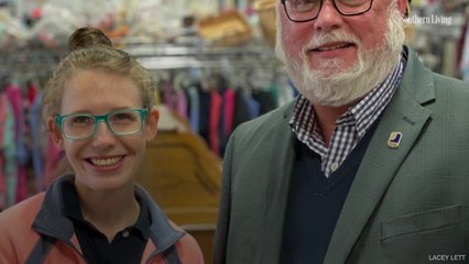 Oklahoma Goodwill Employee Finds (and Returns) $42,000 in Donated Sweater