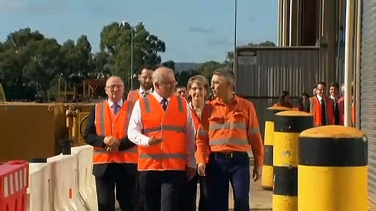 Prime Minister says he's putting national cabinet back on a war footing.. so that state leaders can help deal with Australia's troubled vaccination rollout.