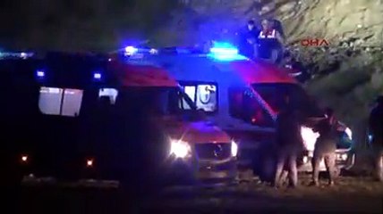 Define ararken zehirlenen 2 kardeş öldü