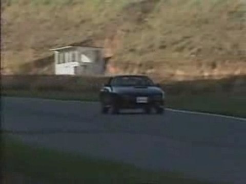 Techniques de drift avec keiichi tsuchiya en RX7 (FC)