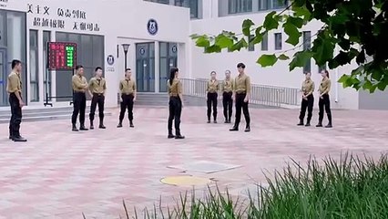 How to get justice for a friend?The Spicy girl bravely broke into the male dormitory