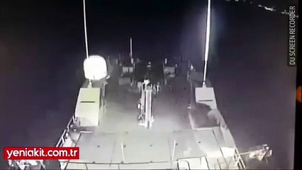 Sınırımızı geçen Yunan gemisini ezip geçen Türk gemisi kamerada!