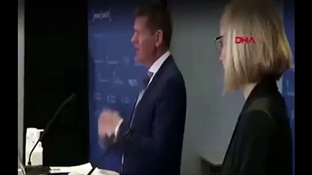 Canlı yayın sırasında yere yığıldı