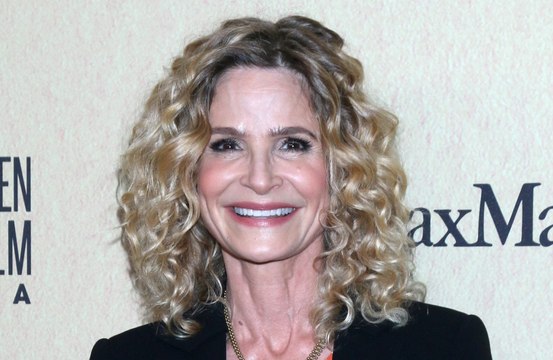 Kyra Sedgwick accidentally called police to Tom Cruise's house