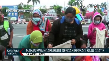 Kelompok Mahasiswa Bagikan Pakaian Gratis Untuk Warga Kurang Mampu