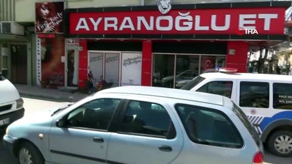 Afyonkarahisar’da bir garip bavul hırsızlığı girişimi.. “Adam caminin önüne bavulu koymuş bomba olmadığı ne malum”