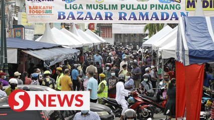 After first day of huge crowd, Queen St Ramadan bazaar now under control