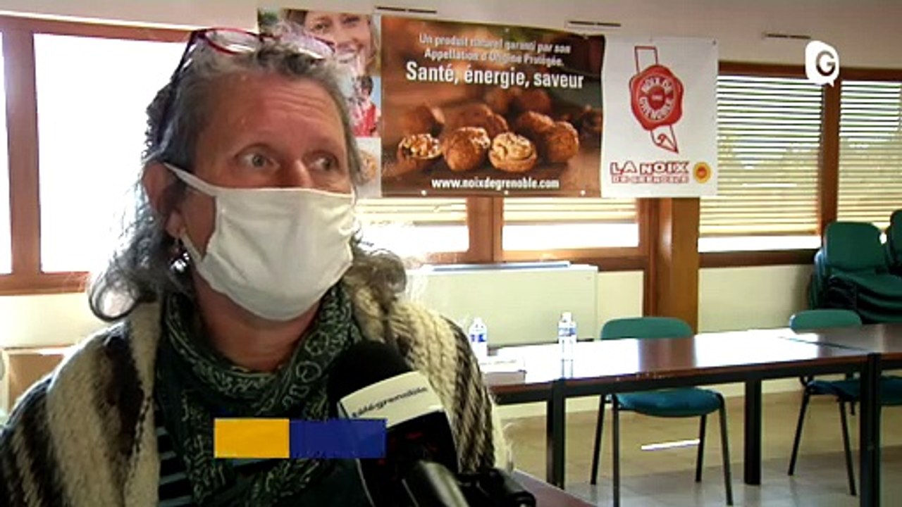 Reportage - Le parasite de la mouche du brou, quelle solution pour les nuciculteurs ?