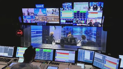 Vaccins : Castex annonce des "créneaux dédiés" pour les profs et policiers de plus de 55 ans