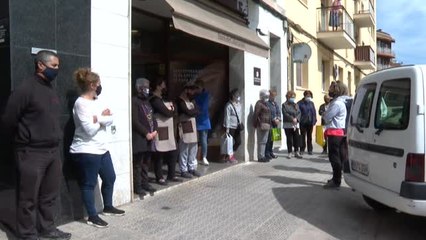 Minuto de silencio en Manresa por el asesinato de Jordina a manos de su exmarido