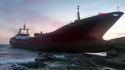 Çanakkale'de kargo gemisi karaya oturdu