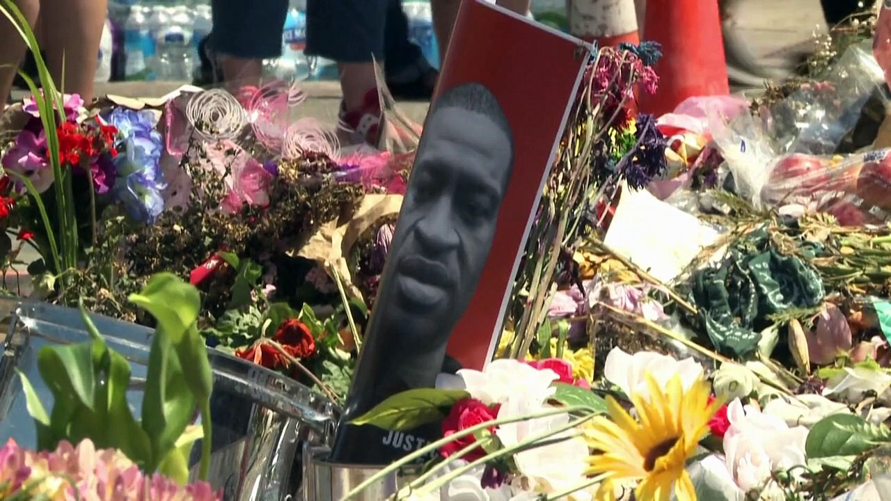 Découvrez les images de l’ex-policier Derek Chauvin au tribunal qui refuse de témoigner à son procès où il est jugé pour le meurtre de George Floyd à Minneapolis l’an dernier