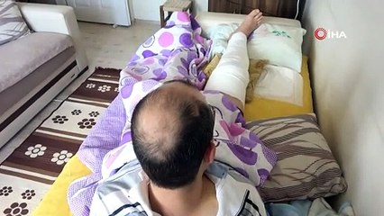 İki motosiklet böyle çarpıştı... Sürücü acı içinde kıvranırken kaçtı