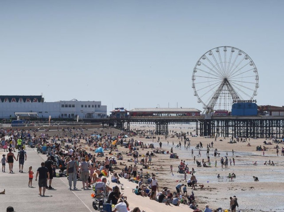 Weekend weather for Blackpool - April 16-18 - video Dailymotion