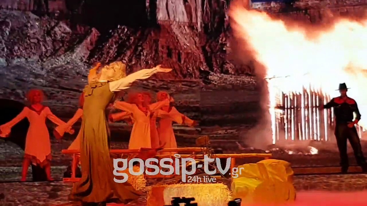 YFSF: Κι όμως η κυρία με τον φραμπαλά είναι ο Ί...