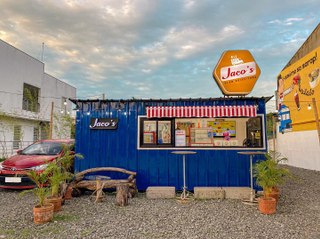 Here’s a look at the first ulam drive-thru in the Philippines