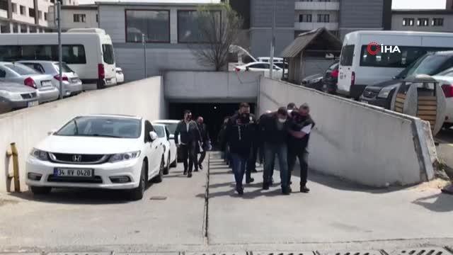 Son dakika haber... Sedat Peker operasyonunda gözaltına alınan 49 kişi adliyeye sevk edildi