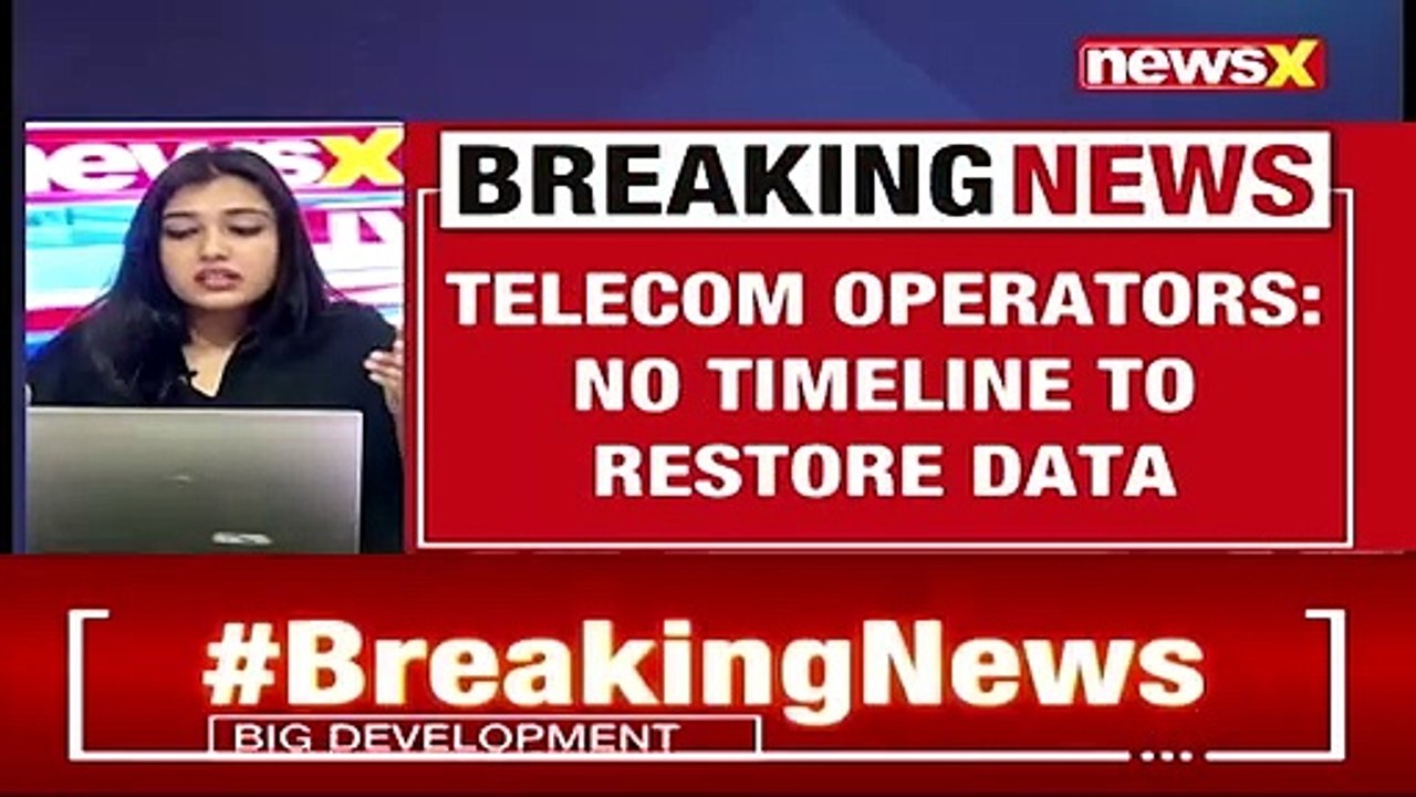 Pak Bans Social Media From 11 AM To 3 PM No Tim...