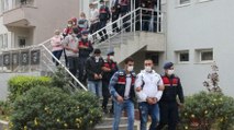 İzmir’de uyuşturucu şebekesi çökertildi