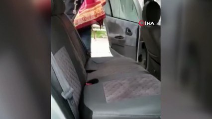 Otomobilin zulasından uyuşturucu çıktı