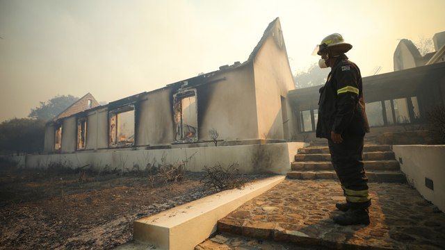 Cape Town fire ‘contained’: Landmarks destroyed, evacuations continue