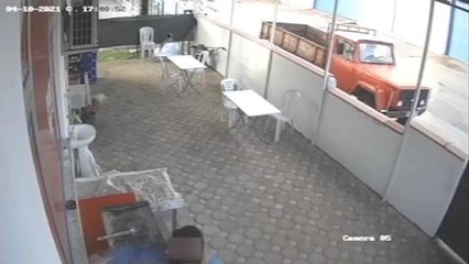 İki iş yerinden para ve ziynet eşyası çalan zanlı tutuklandı