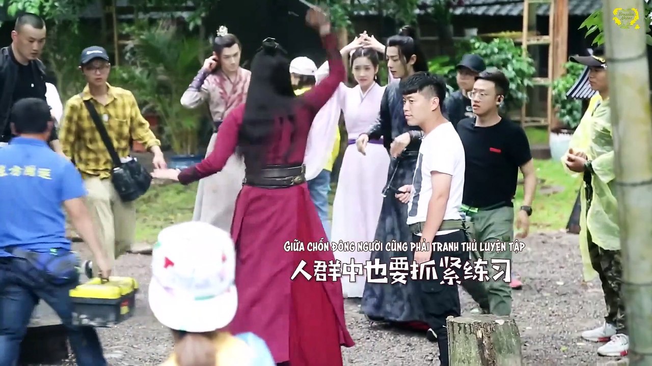 [VIETSUB | 20190630] THẦY VƯƠNG DẠY NHẢY CHO TRÒ TIÊU Ở HẬU TRƯỜNG - #BJYX