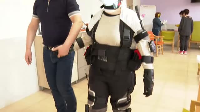 Trabajadores de residencias se ponen en la piel de los ancianos