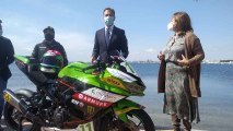Ana Carrasco, campeona del mundo de motociclismo en la categoría de Superbikes Supersport 300, lucirá en su moto el logotipo  turístico de la Región de Murcia: la marca Costa Cálida.