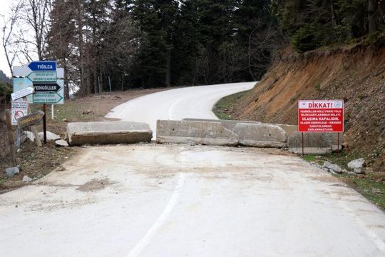 Yedigöller Milli Parkı yolu 4 aydır kapalı