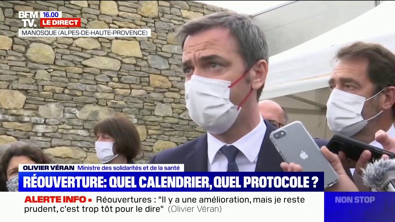 Olivier Véran: "Nous agissons pour que dans un mois, les conditions sanitaires nous permettent de reprendre une vie davantage normale"