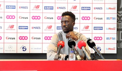Mbaye Leye avant Standard - Beerschot