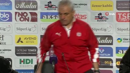 Rıza Çalımbay: "İkinci yarı takımım gerçekten çok iyi oynadı"