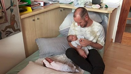 Namíbia impede casal gay de levar filhas para casa