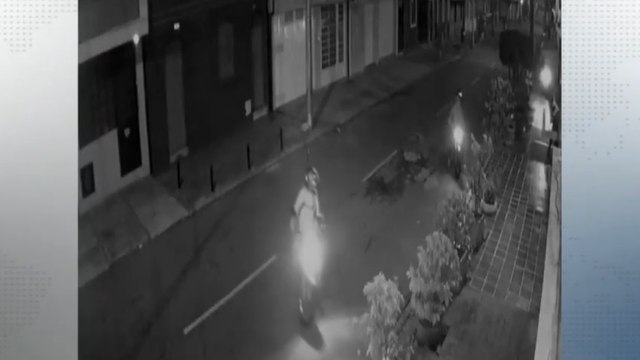 En video: banda de ladrones motorizados siembra terror en el centro de Bogotá