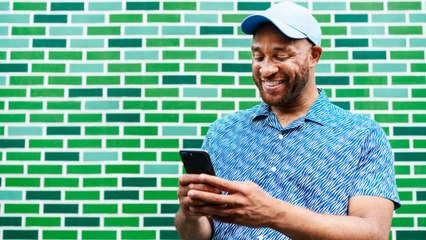 Tinder and Duolingo Are Teaming Up to Help International Singles Learn a New Language to F