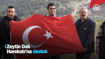 Sınırda toplanan vatandaşlardan Zeytin Dalı Harekatı'na destek