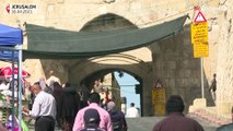 Primer viernes de Ramadán, en Jerusalén, en la Explanada de las Mezquitas