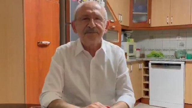Kılıçdaroğlu, evinin mutfağından gençlere seslendi