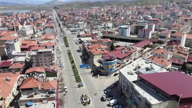 Kısıtlama nedeniyle sakin bir gün yaşanıyor