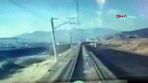 Adana'daki tren kazası güvenlik kamerasında