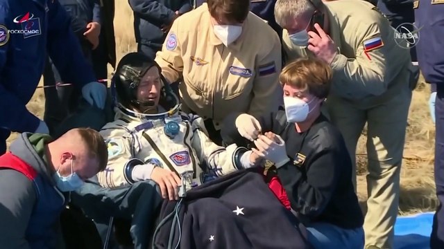 Союз вернул на Землю космонавтов, залатавших трещины на МКС