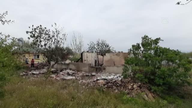 Son dakika haberleri... İki katlı ahşap evde çıkan yangın hasara yol açtı