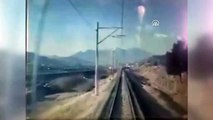 Adana'daki tren kazasının güvenlik kamerası görüntüleri ortaya çıktı
