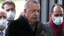 Cumhurbaşkanı Erdoğan, Turgut Özal'ın kabri başında Kur'an-ı Kerim okudu