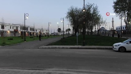 Son dakika gündem: Diyarbakır'da teröristler tarafından yakılan Kurşunlu Cami çevresi ışıl ışıl oldu