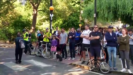 Des manifestants anti-Brexit devant le domicile de Boris Johnson