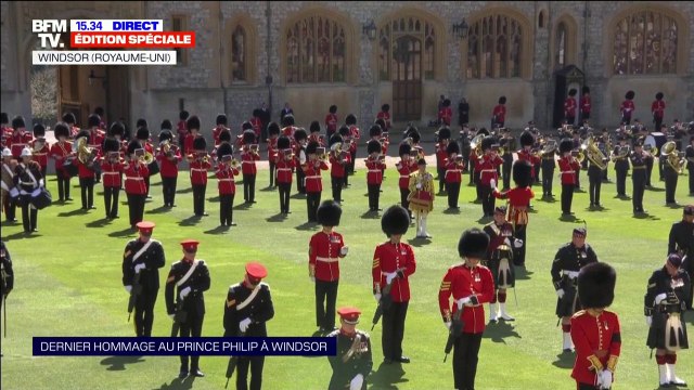 La fanfare des Grenadiers guards rend hommage en musique au prince Philip