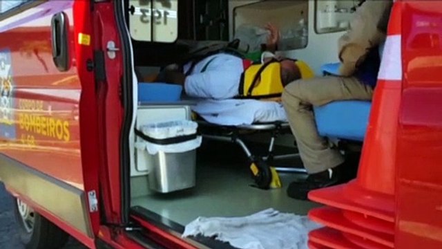 Homem fica ferido após colisão entre carro e moto no Bairro Pacaembu