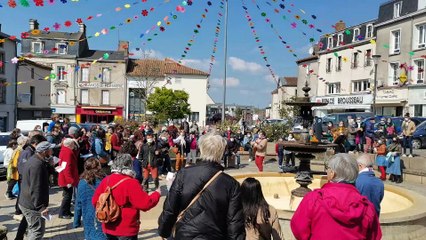 Des Bressuirais chantent "Danser encore" pour soutenir le monde de la culture